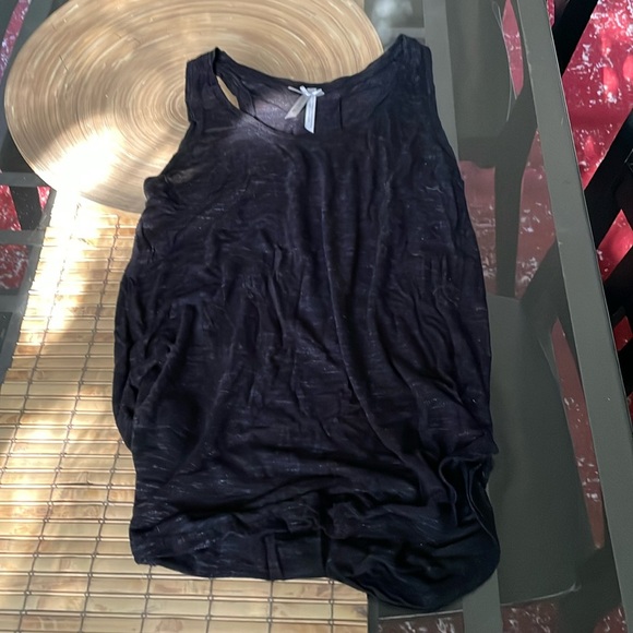 Tank - Picture 1 of 2